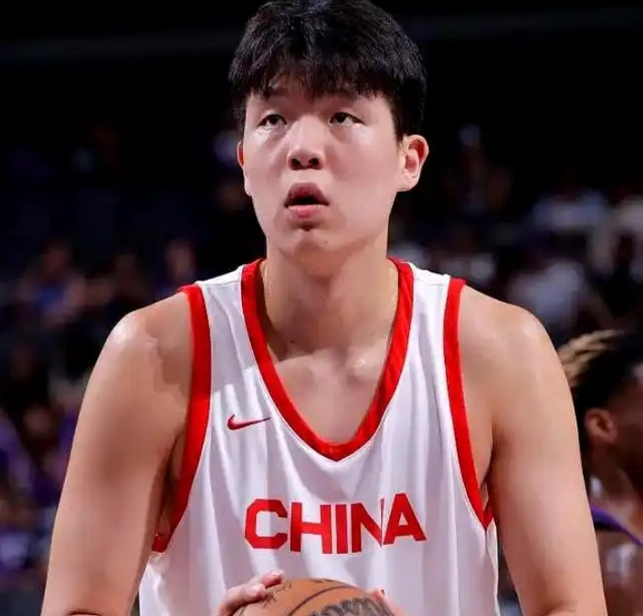 kaiyun-中国男篮热身赛前瞻5大看点:杨瀚森不打 仅两内线崔永熙回归首秀